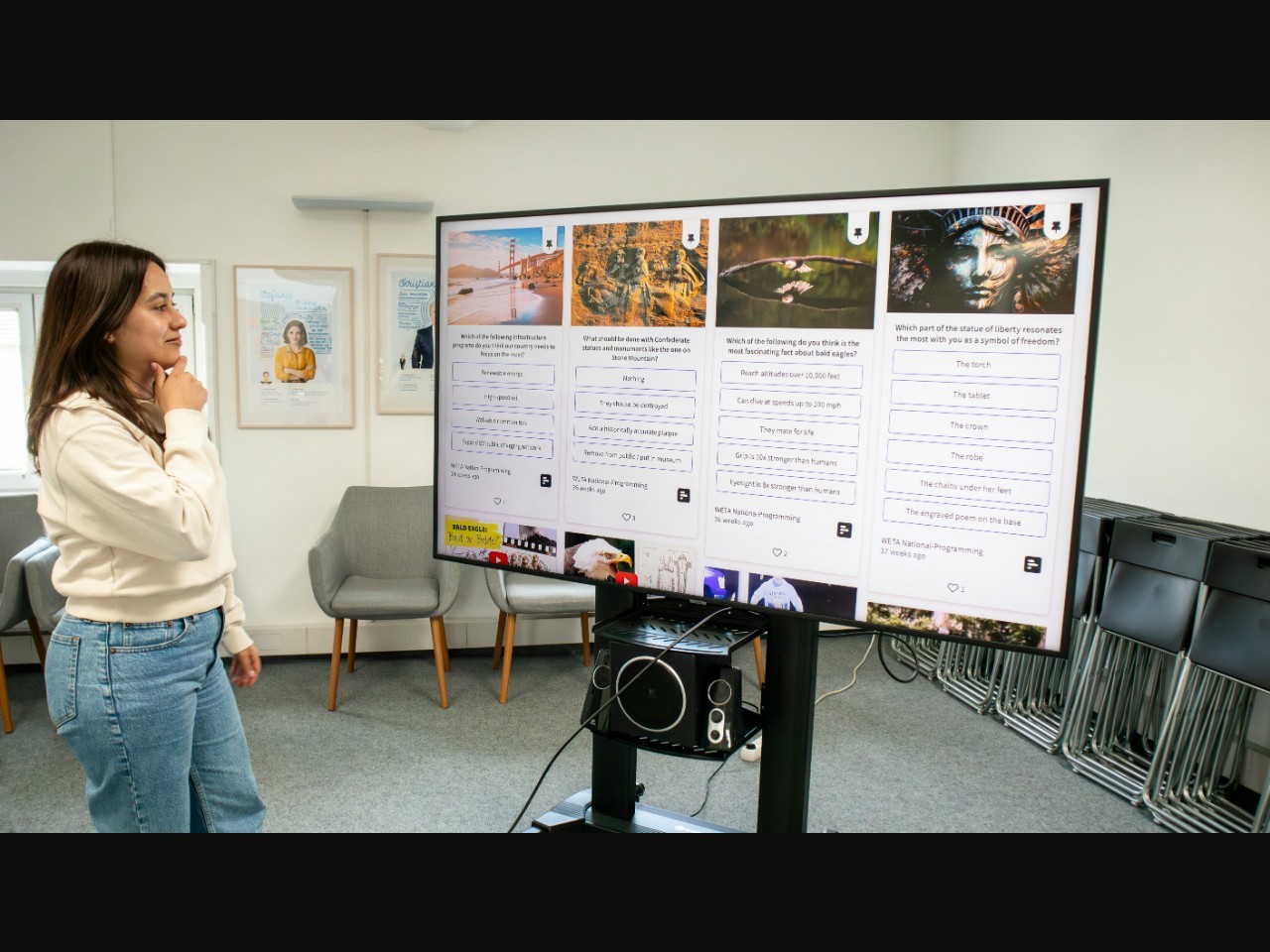 photo 1712903911024 0503895511b0cropentropycstinysrgbfitmaxfmjpgixidM3wxNDA1NTd8MHwxfHNlYXJjaHwzfHxwcm9qZWN0b3IlMjBpbnRlcmFjdGl2ZSUyMG1vbml0b3JzfGVufDF8MHx8fDE3NjMzMTQ0MjF8MAixlibrb 4.1.0q80w1080